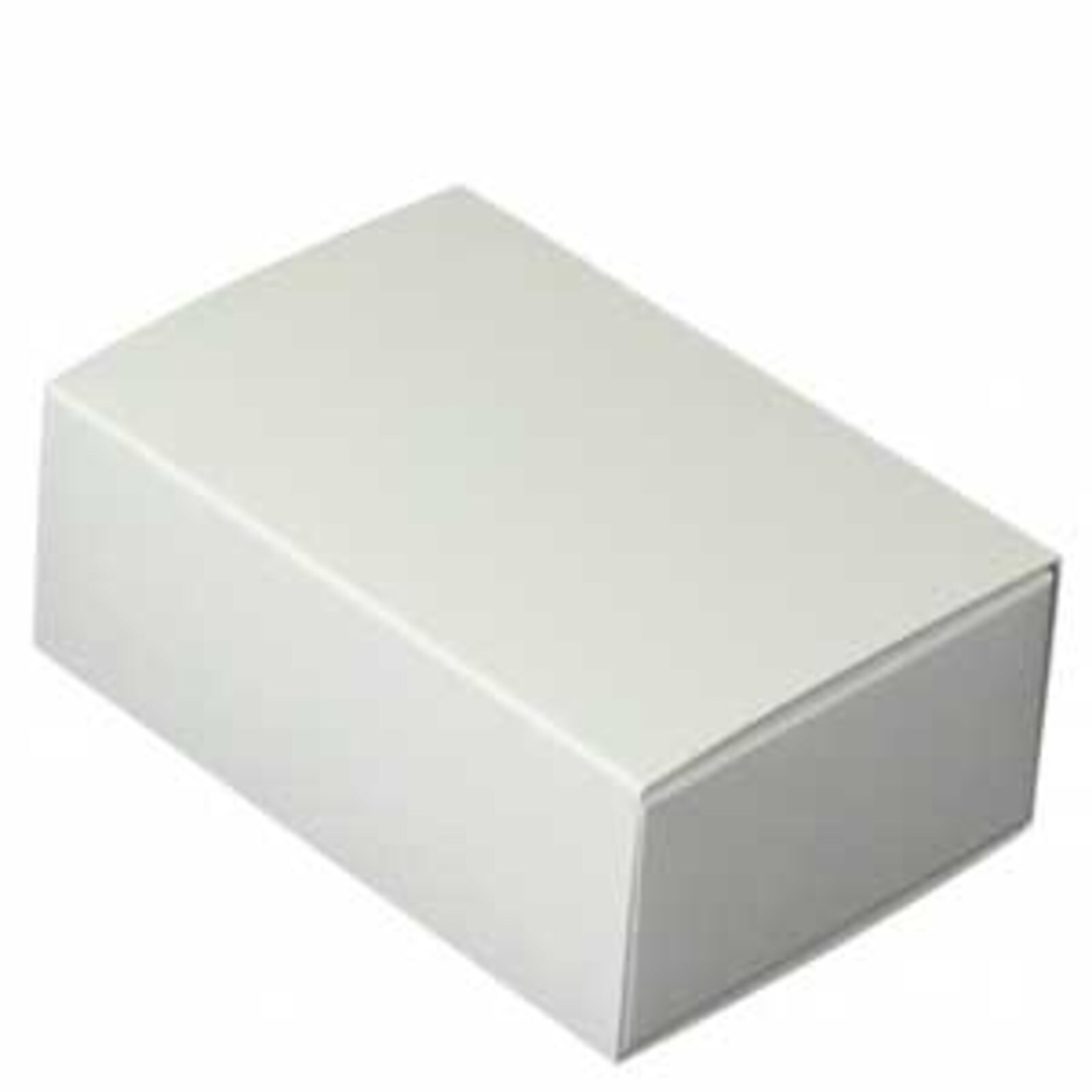 WHITE TRUFFLE BOX