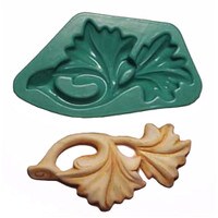 17073-A-SILICONE-MOLD-VINE-RIGHT-MCCALLS.jpg