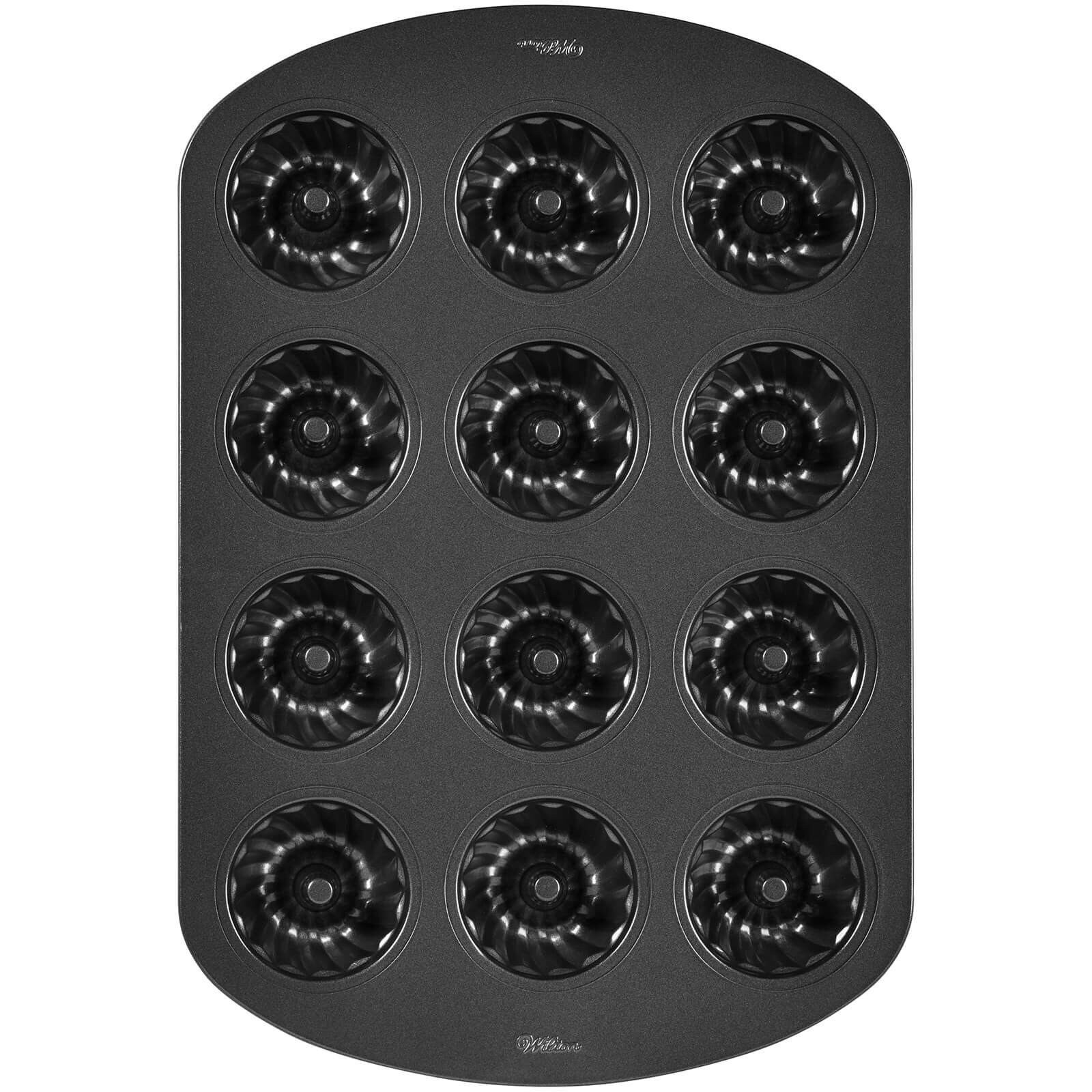 WILTON N/S MINI FLUTED 12-CAVITY PAN