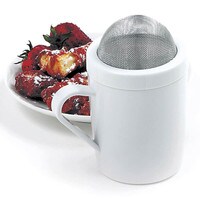WHITE PLASTIC SHAKER - 1 CUP