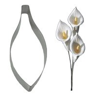 2881-Lily-Cutter-gumpaste-mccalls.jpg