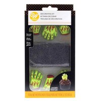 WILTON ZOMBIE HAND DECORATING KIT - 6 PCS