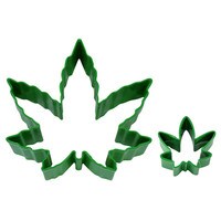 MARIJUANA (HEMP) LEAF 2 PIECE CUTTER SET