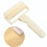 LATTICE DOUGH CUTTER 4 1/2"